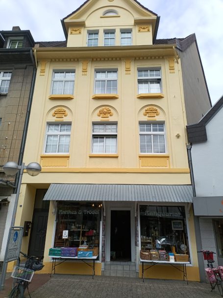 Ihre Adresse für Trödel und Antiquitäten in Datteln! Ihre Adresse für Trödel und Antiquitäten in Datteln!